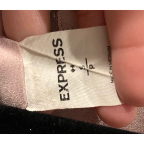 EXPRESS Barcelona Chiffon Spaghetti Straps Tank Top - Picture 2 of 3